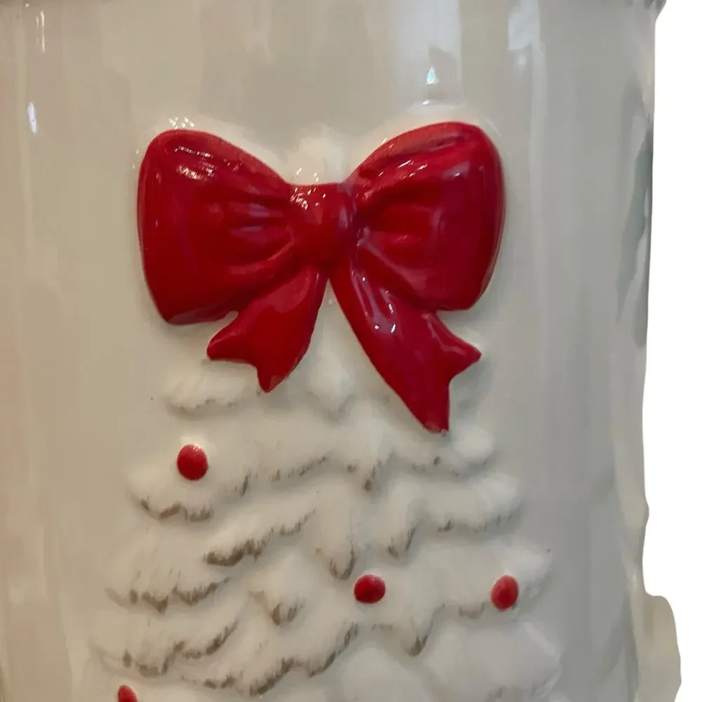 Hand Painted Holiday Ceramic Pitcher Christmas Tree with Bow Topper New